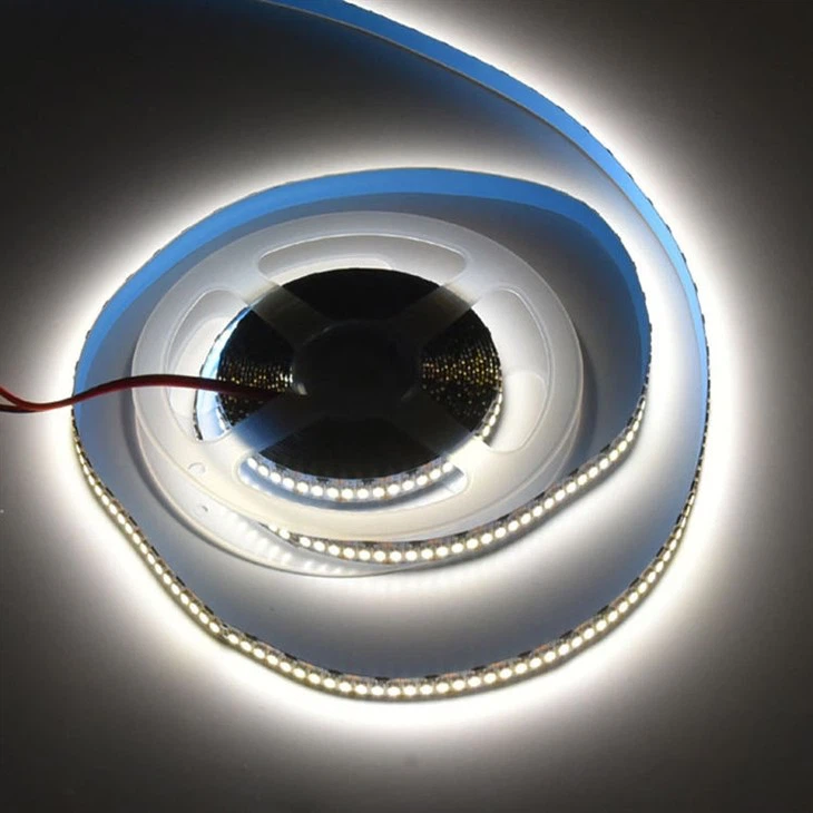 Rgb Strip com controle remoto