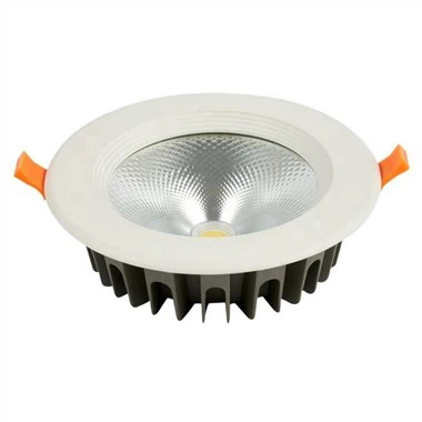 Downlights montados na parede interna